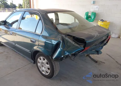 1998 Honda Civic Lx из США, поврежденный, VIN 2HGEJ6676WH515052